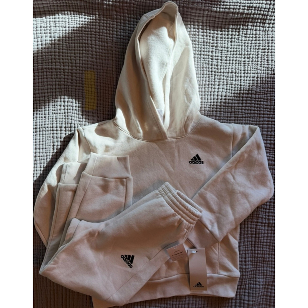 Kids Adidas 2-Piece Hoodie & Jogger Set Size 5 Cream - Picture 2 of 15